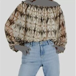 Women's Off-Shoulder Patterned Top